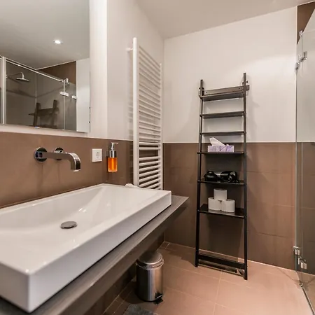 Klassen - Exklusives Luxus Loft Am Dom - Dachterrasse, Traum-aussicht Köln